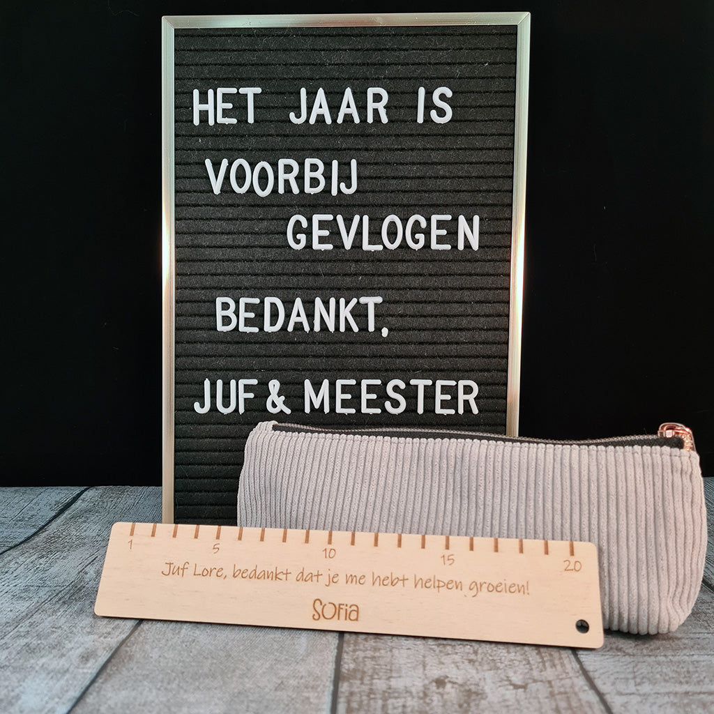 Houten meetlat "Juf of Meester"