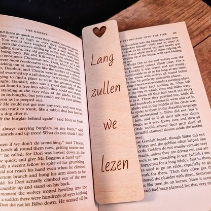 Houten bladwijzers met inspirerende quotes