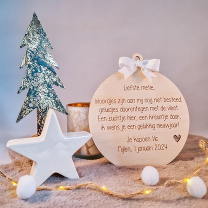 Houten nieuwjaarsbrief "Kerstbal"