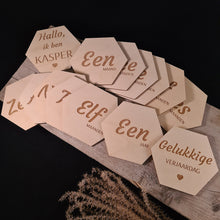 Afbeelding in Gallery-weergave laden, Milestones hexagon (14 stuks)
