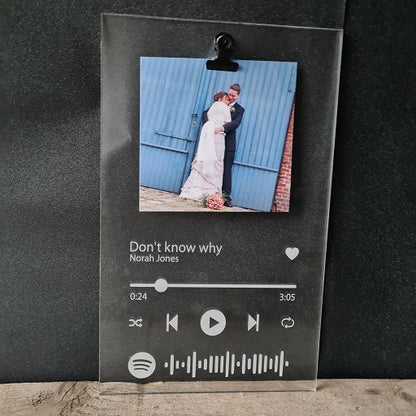 Fotobordje met clip "Spotify Song"