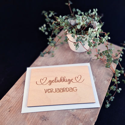 Houten wenskaart "Gelukkige verjaardag"
