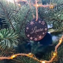 Afbeelding in Gallery-weergave laden, Kerstversiering leisteen met naam - rond
