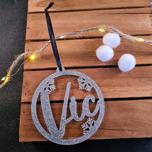 Afbeelding in Gallery-weergave laden, Kerstbal &quot;Glitter&quot; met naam
