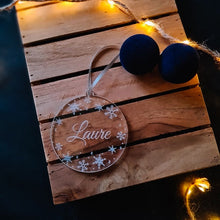 Afbeelding in Gallery-weergave laden, Kerstbal &quot;transparant&quot; met naam

