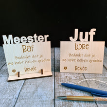 Afbeelding in Gallery-weergave laden, Houten bord &quot;Juf of Meester&quot;
