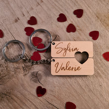 Afbeelding in Gallery-weergave laden, Set van twee sleutelhangers met hartje
