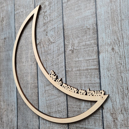 Hoepel met naam "Tot de maan en terug"