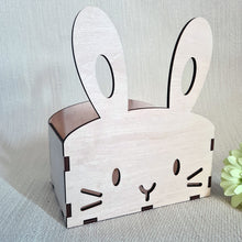 Afbeelding in Gallery-weergave laden, Houten paasmandje
